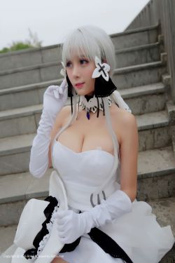 《飞鹰女侠》